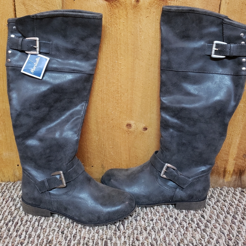 Leather boots